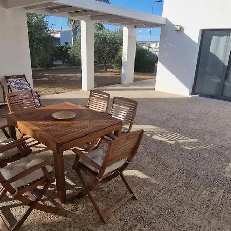 Cocus Villa *